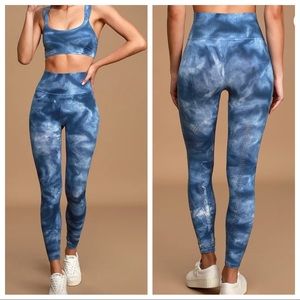 NWT Free People Good Karma Tie Dye Leggings in Dark Blue OB1053232
